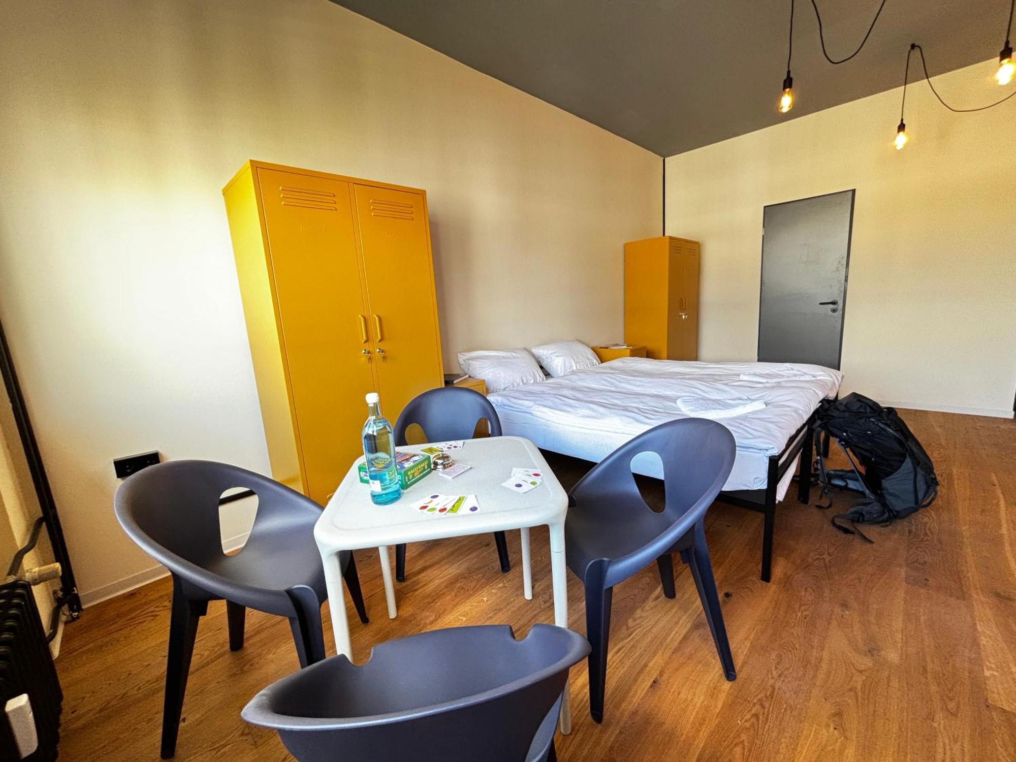 Coffee Inn Hostel Берлин Экстерьер фото
